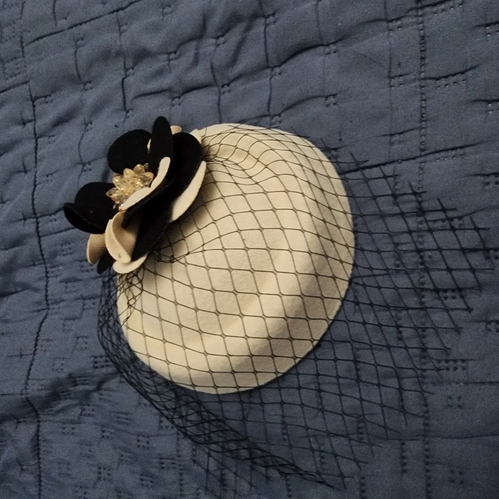 Elegant Cream and Black Fascinator